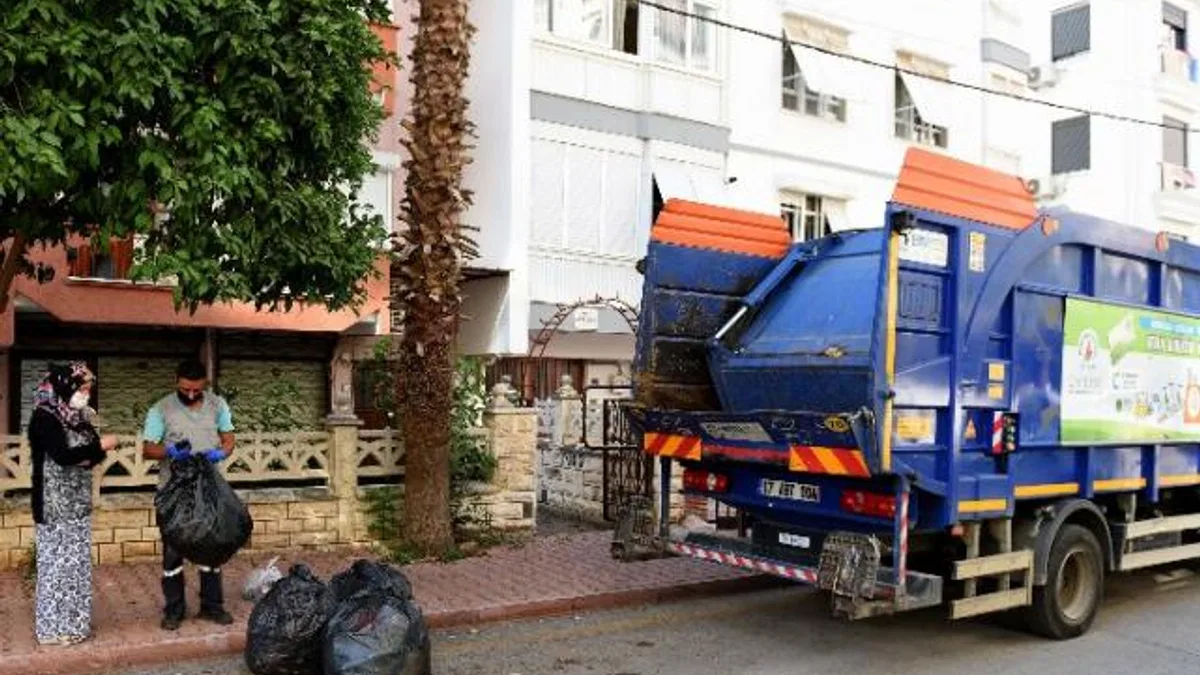 Çevreci Komşu Kart bin 162 ağacı kurtardı