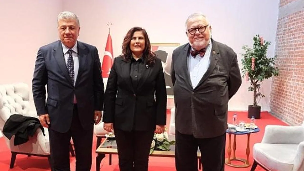 Başkan Çerçioğlu, yazarlar ve bilim insanlarını Aydınlılarla buluşturuyor