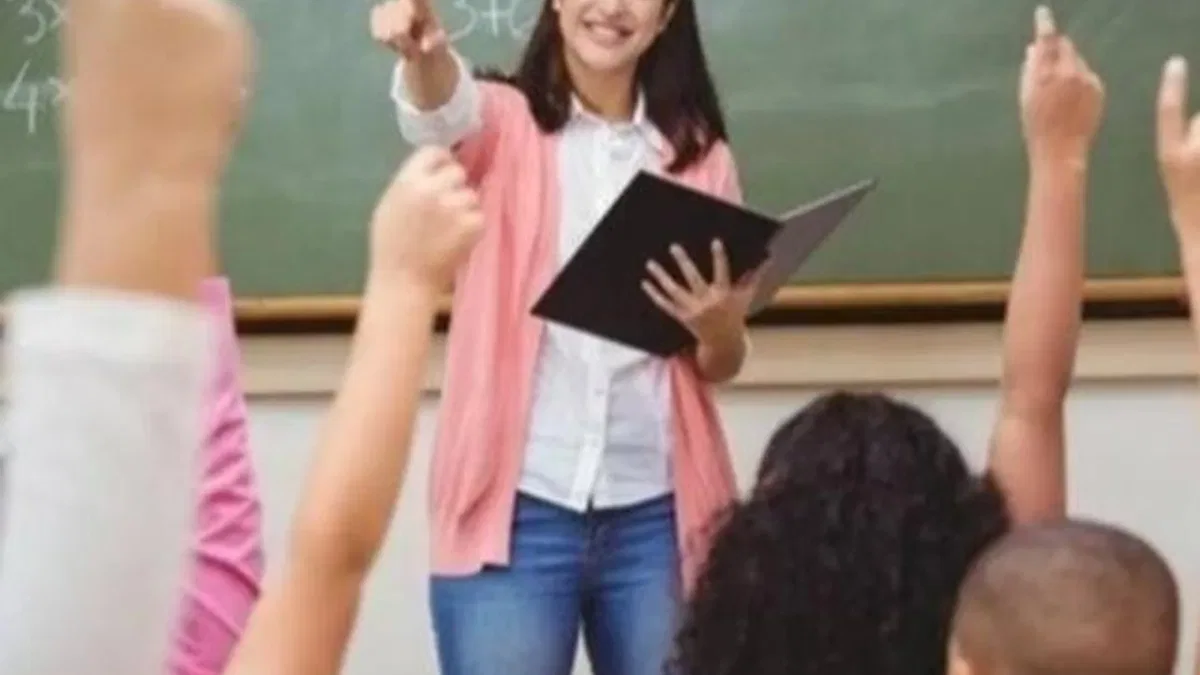 Sözleşmeli öğretmenler saatleri sayıyor
