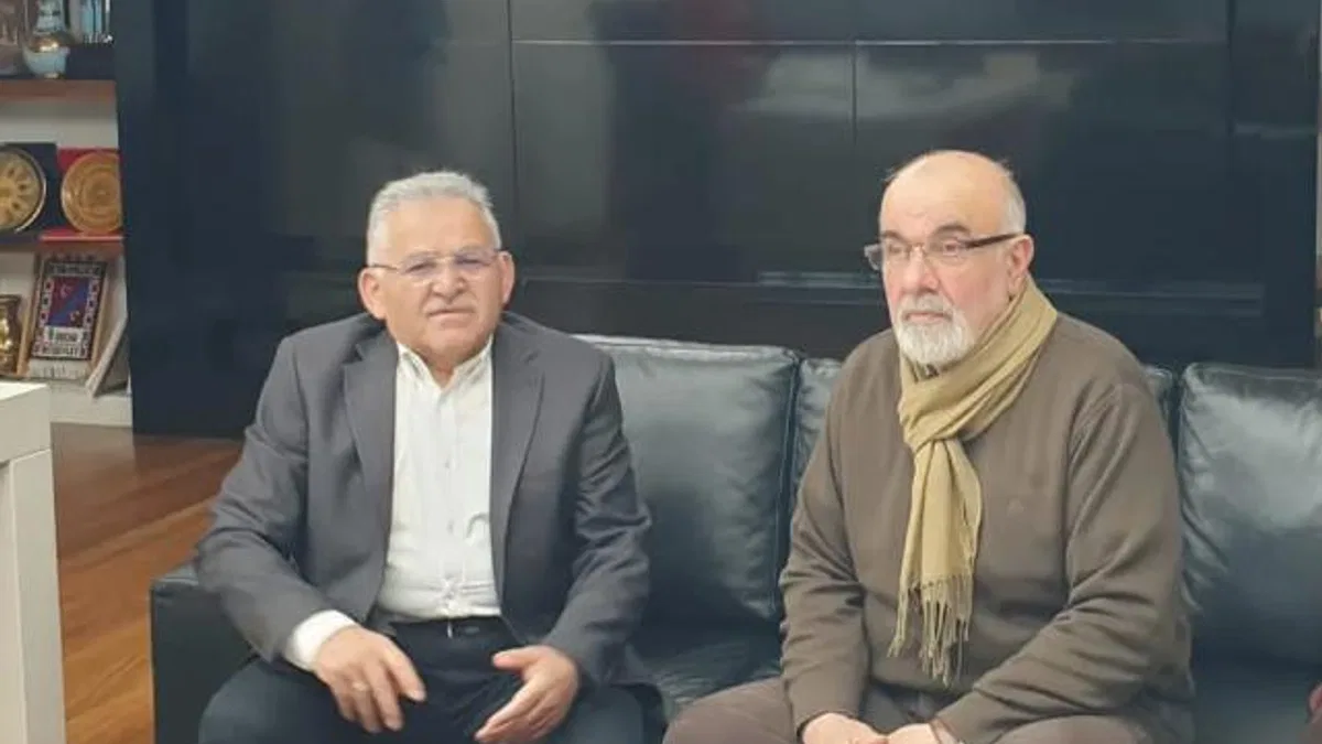 Başkan Büyükkılıç: “Tarihimizin iki önemli dönüm noktasını gururla kutluyoruz”