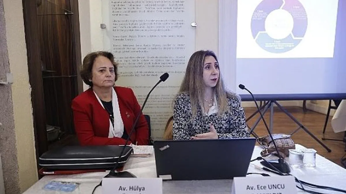 Konaklı kadınlara şiddete karşı adalete erişim mekanizmaları anlatıldı
