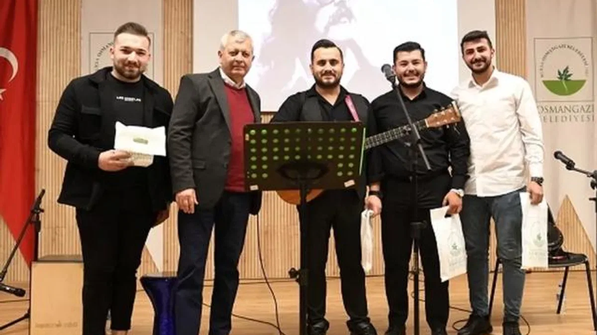 Bursa Osmangazi Belediyesi Cem Karaca’yı andı