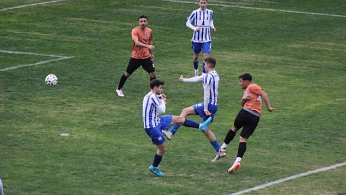 EÜ Spor Kulübü ve Denizspor yenişemedi