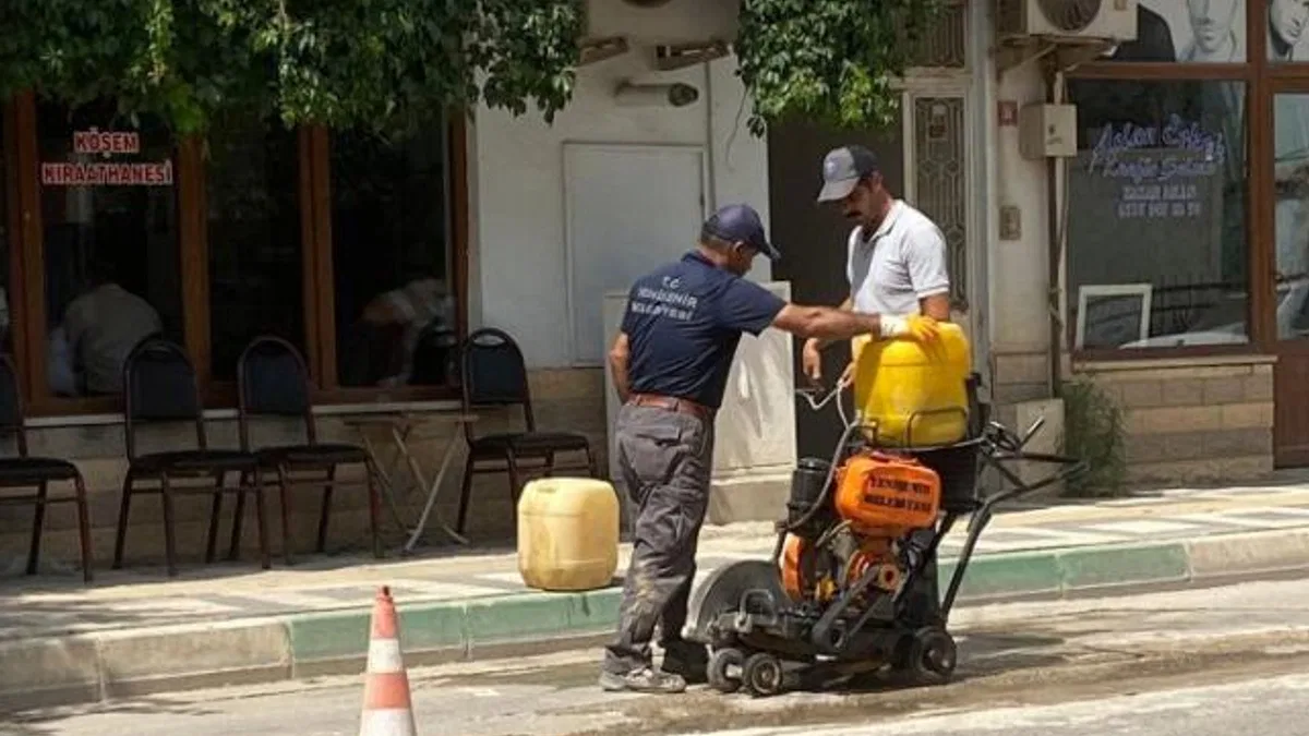 Yenişehir’de yol çalışmaları sürüyor