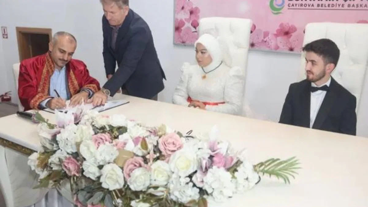 Kocaeli Çayırova’da bin 180 çift dünya evine girdi
