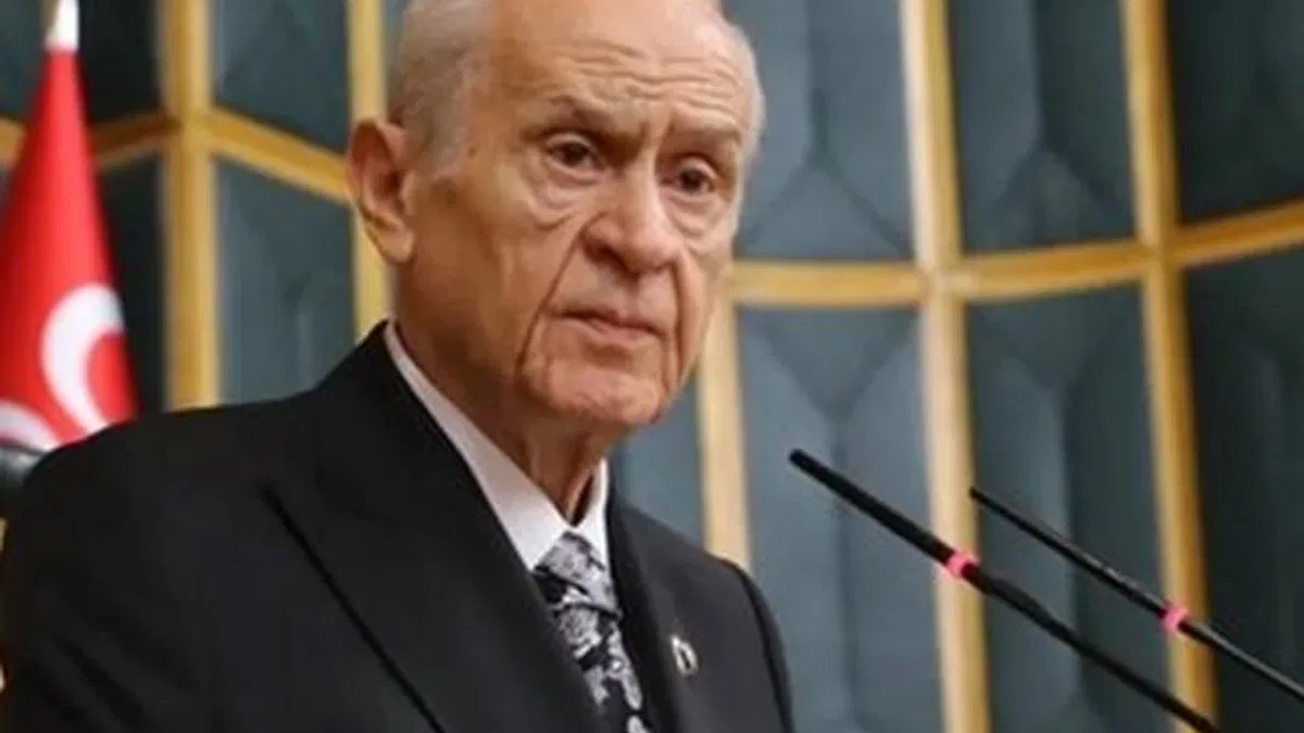 Bahçeli’den küresel uyarı: Eski düzen çöktü! Yeni dünya kaos oldu
