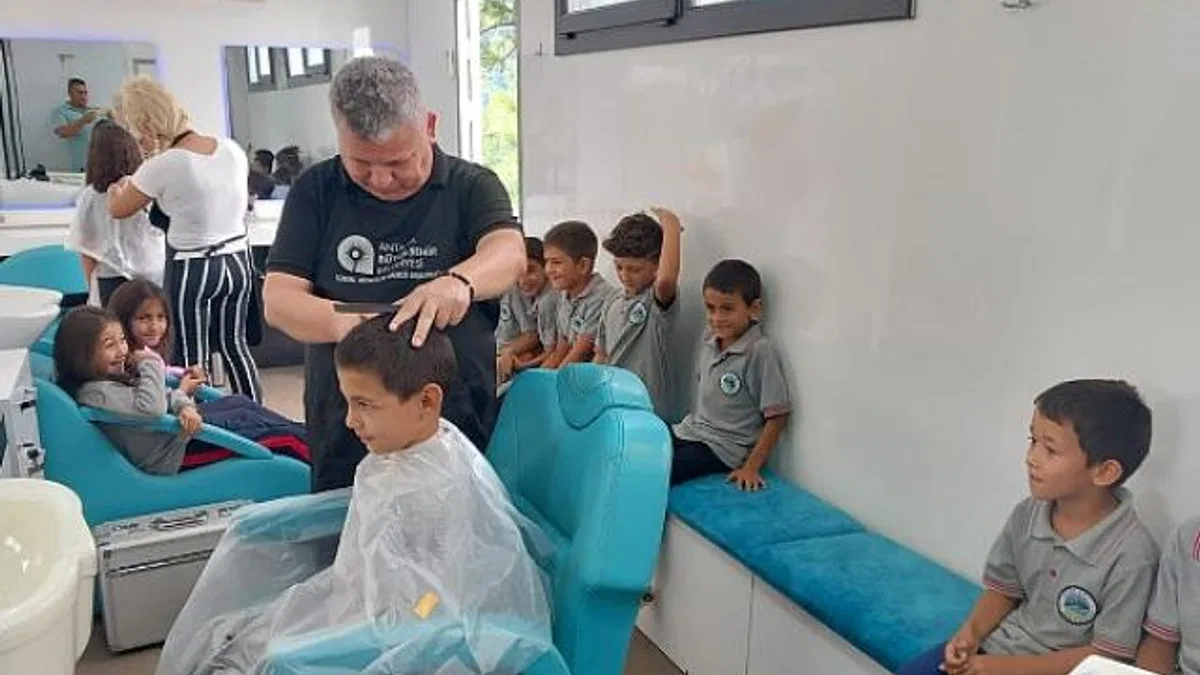 Mobil kuaför hayat kolaylaştırıyor