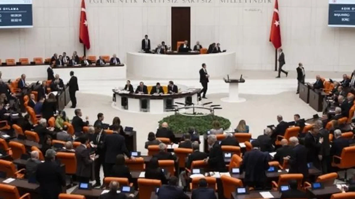 14 milletvekili hakkında 17 fezleke