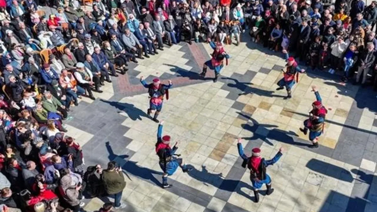 Denizli’de nevruz ateşi yandı