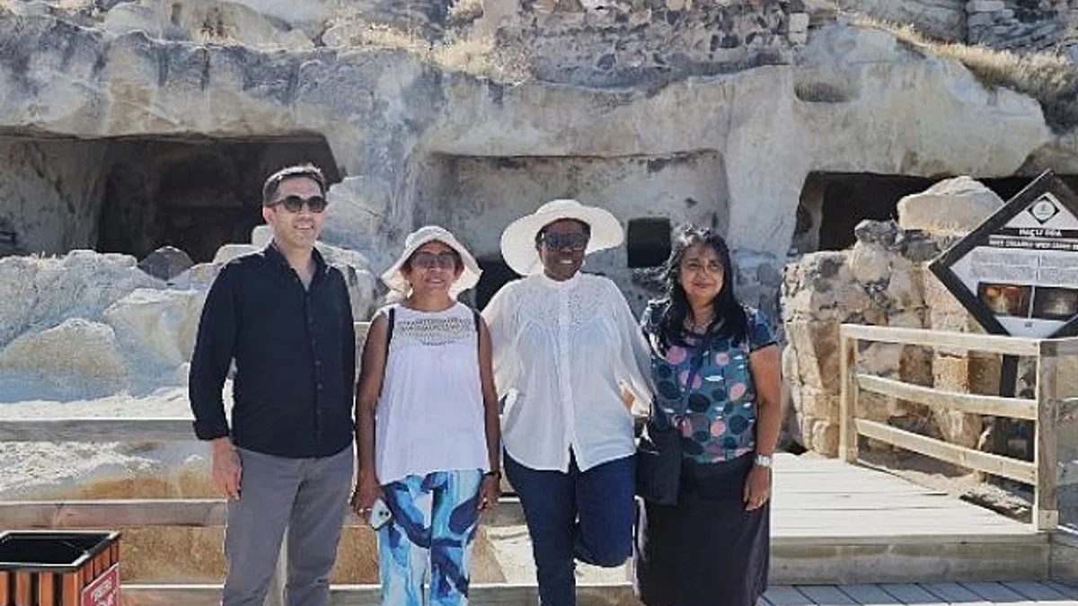 Güney Afrika ve Sri Lanka Büyükelçileri Kayaşehir’i gezdi