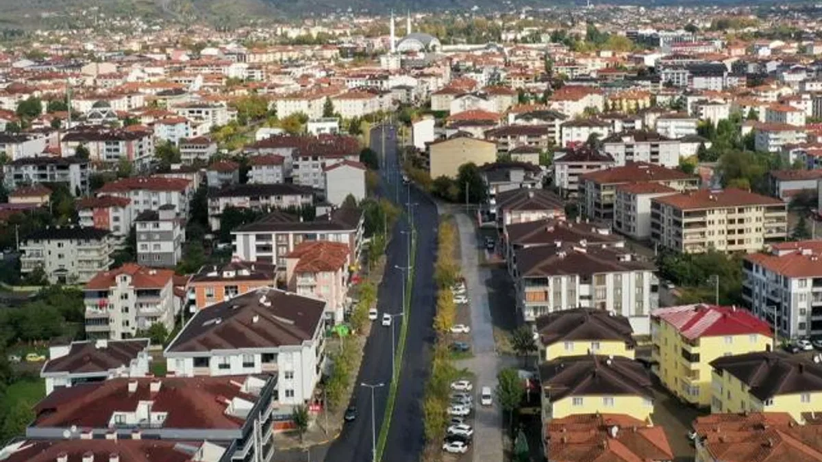 Sakarya Hendek’te Büyükşehir tablo gibi işledi