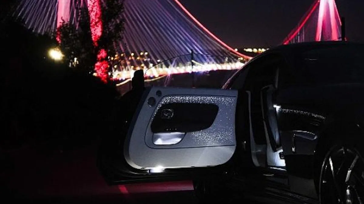 Tarihinin en güçlü Rolls-Royce’u Black Badge Spectre Türkiye sahnesinde