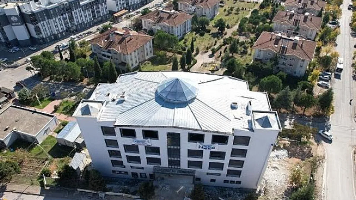 5 katlı Derince Cemevi’nin yüzde 78’i tamam