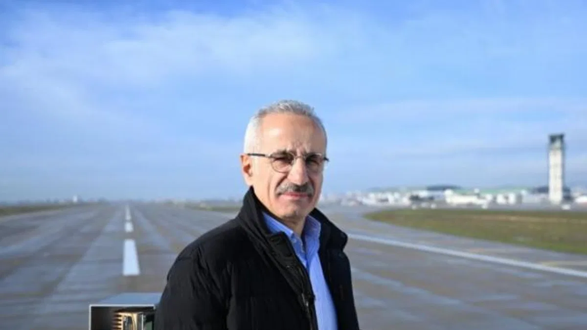 Bakan Uraloğlu duyurdu: Havayolunda yeni rekor!