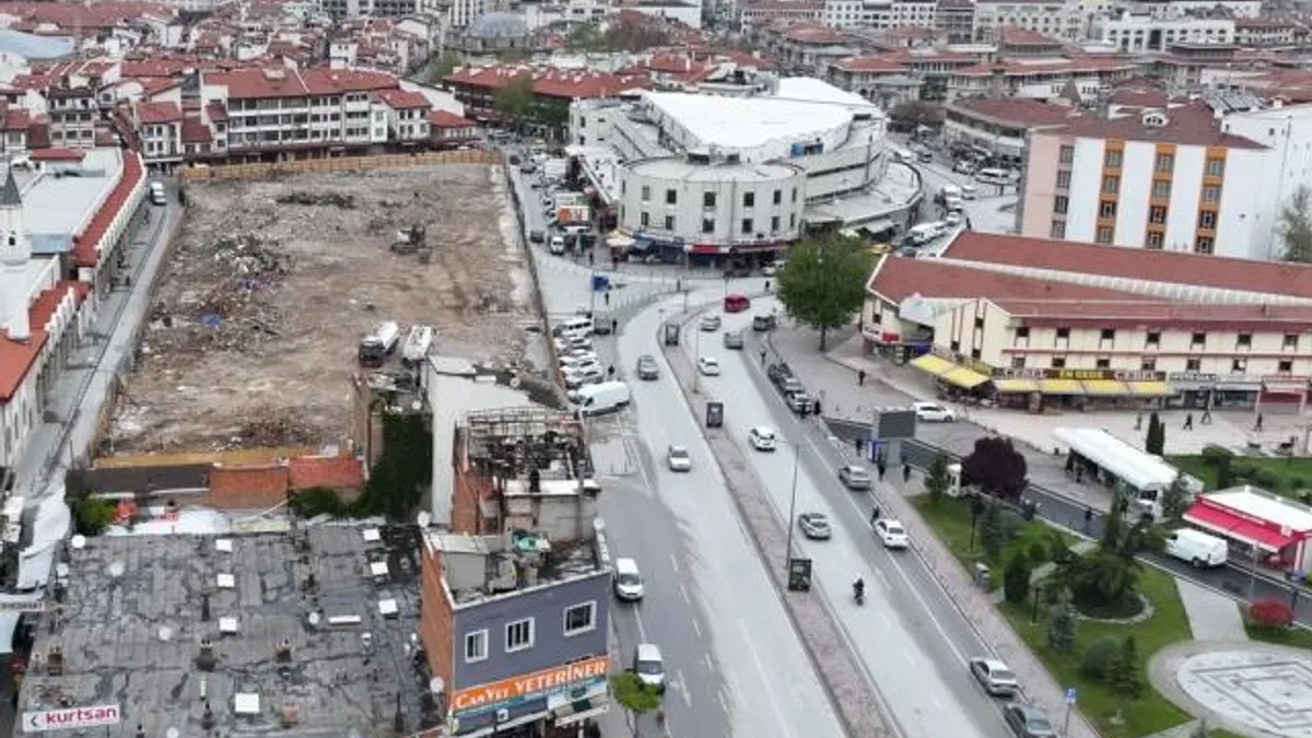 Konya’ya değer katan dönüşümde yıkımlar tamamlandı