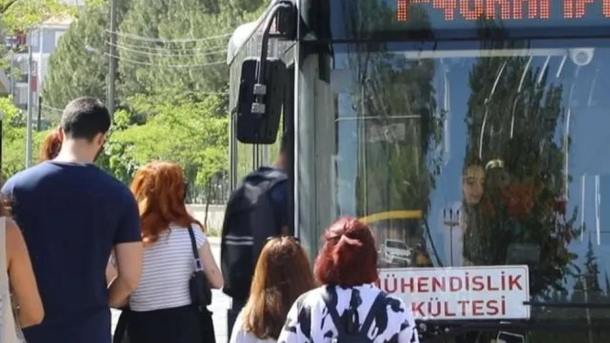Muğla Büyükşehir Belediyesi’nden öğrencilere ulaşım desteği