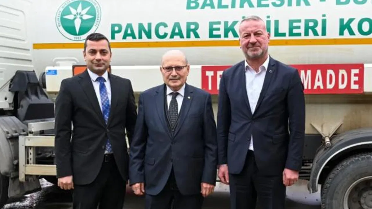 Bursa Karacabey Üretim ve İşletme Kooperatifi’ne ‘Pancar Ekiciler’den destek