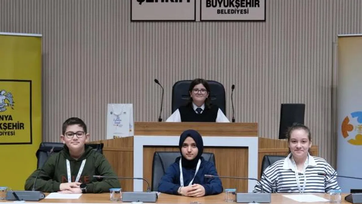 Konya Çocuk Meclisi şehirlerinin geleceğini konuşuyor