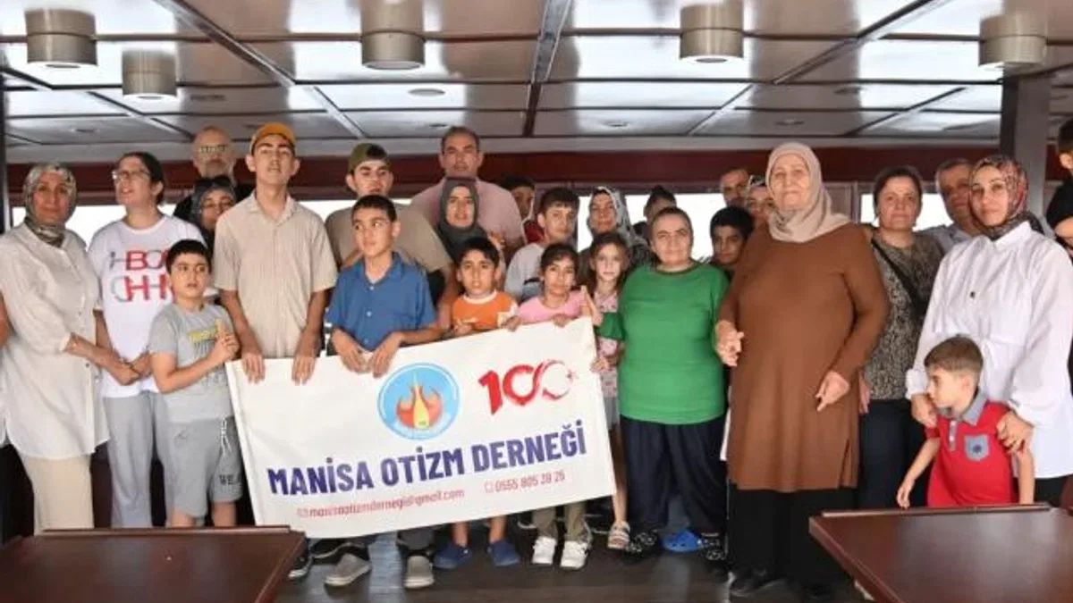 Manisa’da özel bireylerin hayatına dokunan gezi