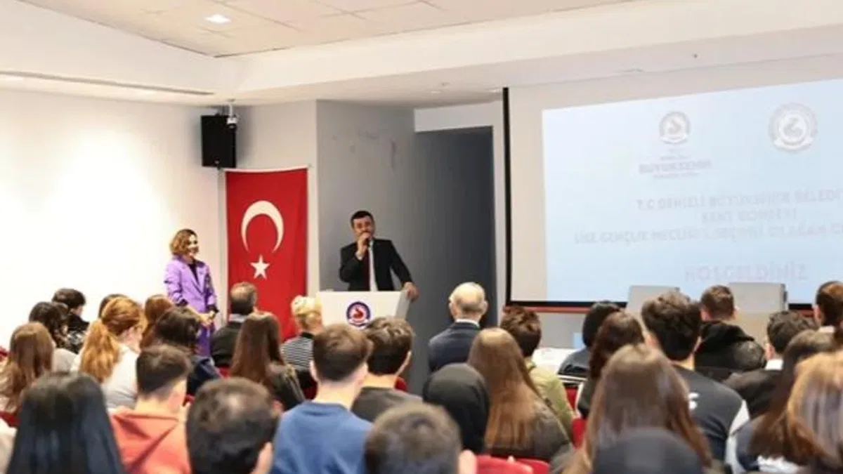 Denizli Lise Gençlik Meclisi’nde seçim heyecanı