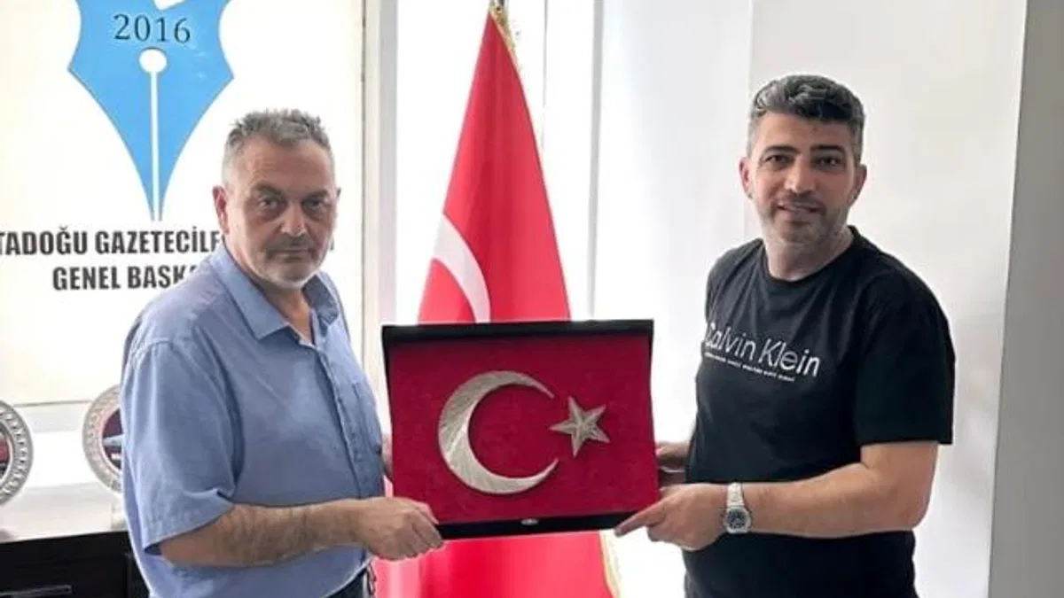 İş insanı Yüksel Eroğlu’ndan OGC’ye ziyaret… Ağrılıların İstanbul’daki gücü konuşuldu