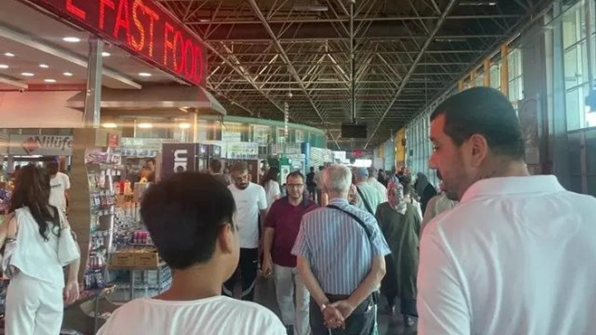 Bursa terminalinde hafta sonu yoğunluğu başladı!