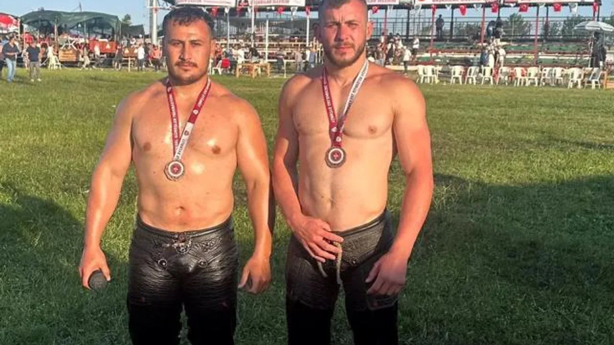 Sakaryalı sporcular bu kez Kırklareli’nde podyuma çıktı