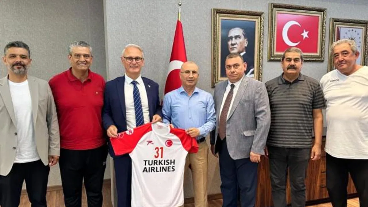 THF Başkanı Uğur Kılıç, Adana ve İskenderun’da temaslarda bulundu