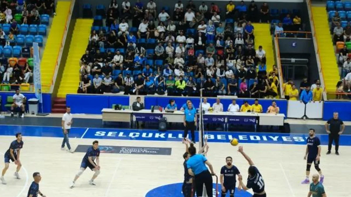 Konya’da ilçeler arası voleybol heyecanı başladı
