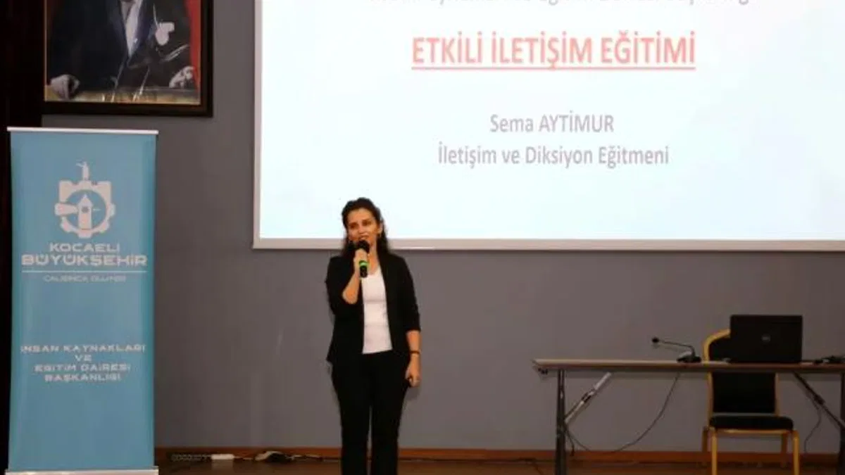 Kocaeli Büyükşehir’den şef ve amirlere eğitim