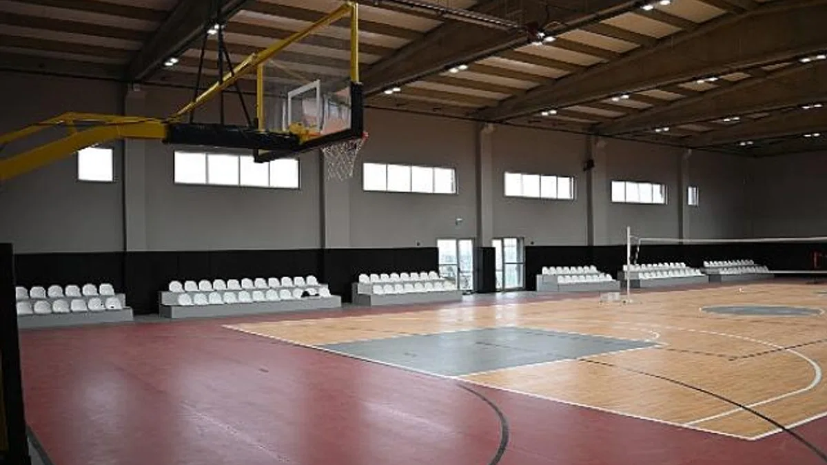 Selçuklu Belediyesi Selçuklu Fen Lisesi Kapalı Spor Salonu tamamlandı