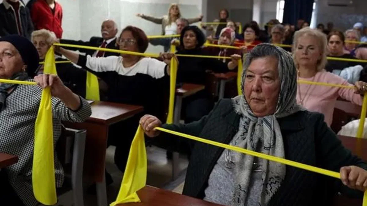 6 bin 320 yaşlıya eğitim