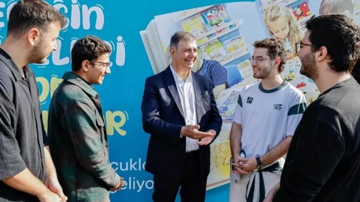 İzmir’de minikler ve üniversiteliler ‘Geleceğin Atölyeleri’nde buluşuyor