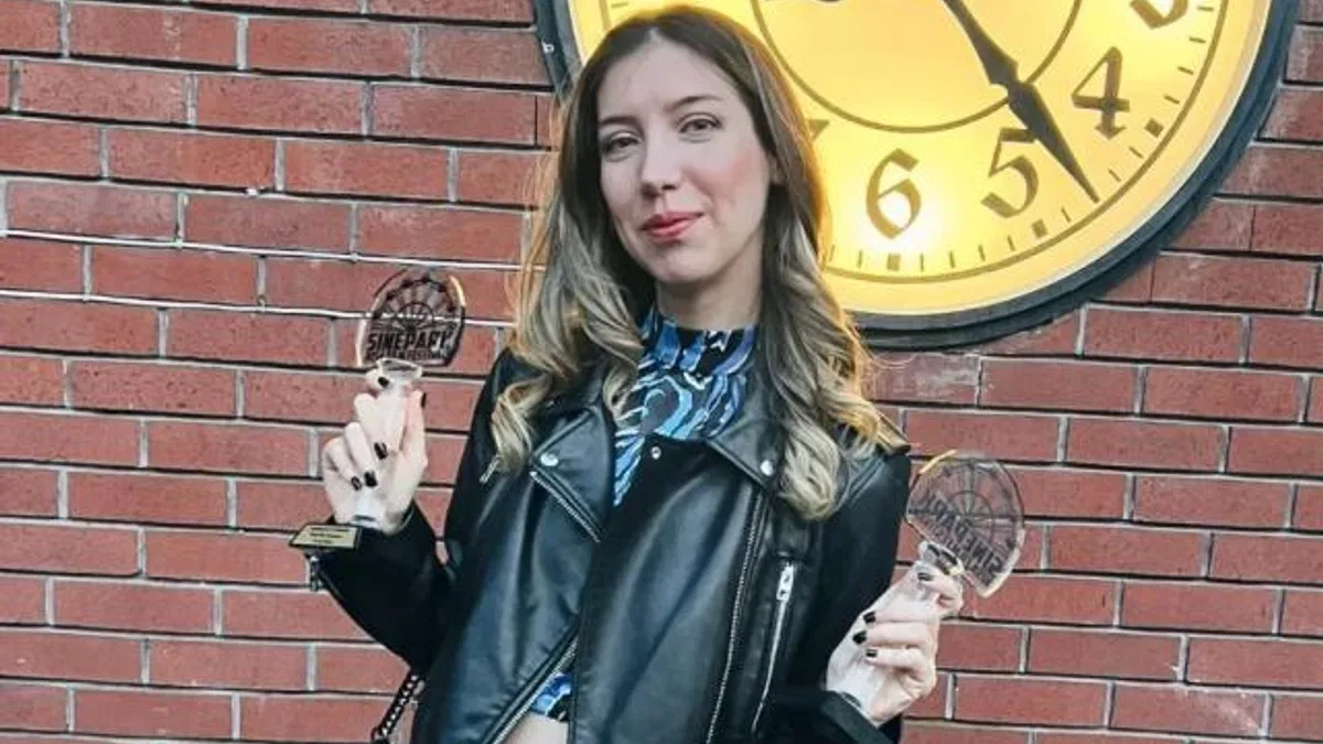 DEÜ’lü genç yönetmenin filmine 15 ödül