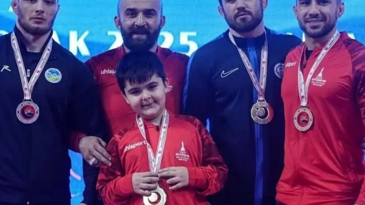 Ankara’dan Sakarya’ya gümüş madalyayla döndü
