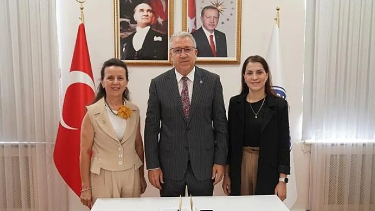 EÜ Hemşirelik Fakültesinden Ventilatör Kaynaklı Enfeksiyonların önlenmesine yönelik proje