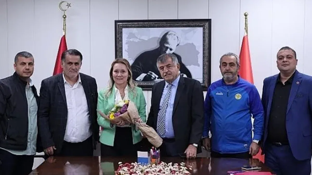 Amatör spor kulüplerinden Başkan Mutlu’ya ziyaret
