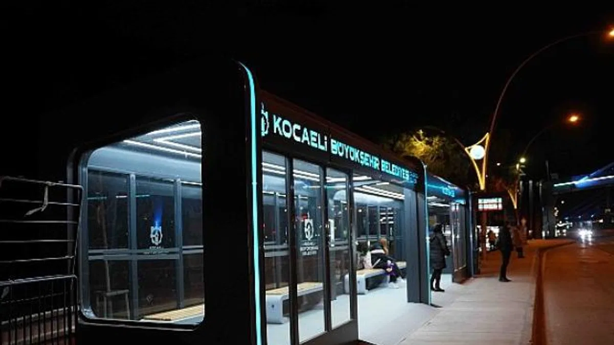 Millet Bahçesi’ne LED’li, modern konsept durak