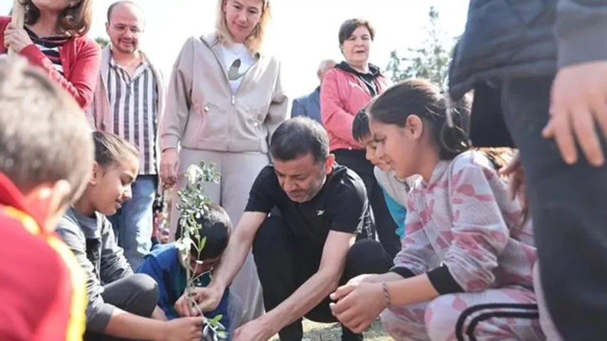 Katledilen 445 kadın anısına Denizli’de fidanlar toprakla buluştu