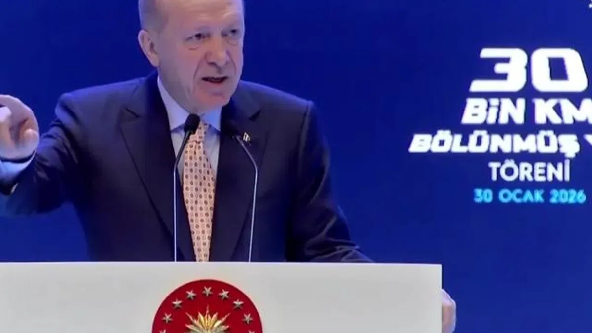 Cumhurbaşkanı Erdoğan: Türkiye’yi yeni yollar ve yatırımlarla büyütmeye devam edeceğiz