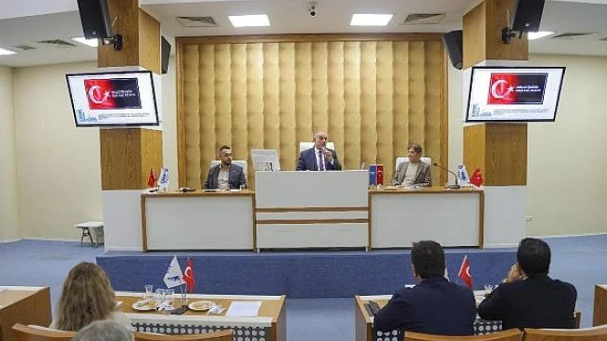 Başkan İbrahim Sandıkçı: “İstikrarlı çalışmalarla ilçemizin değerine değer katmaya devam edeceğiz”