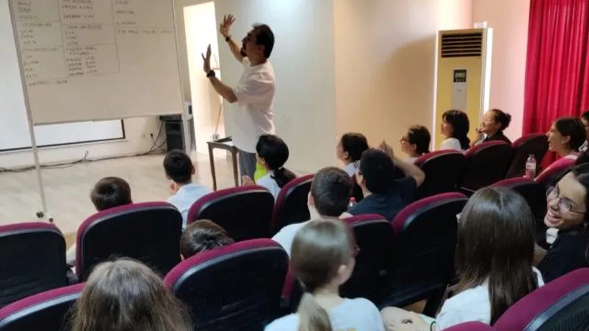 Çiğli Gençlik Tiyatrosu yeni sezon çalışmalarına başladı
