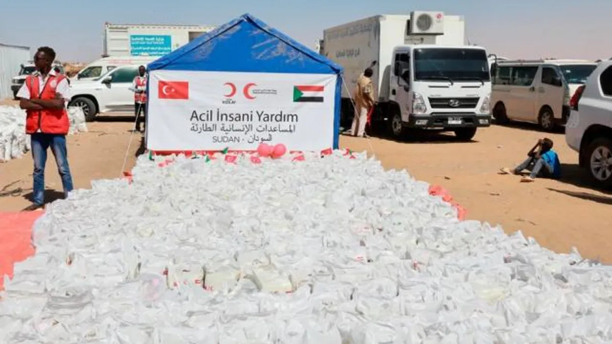 Türk Kızılay’dan Sudan’da yerinden edilenlere gıda katkısı