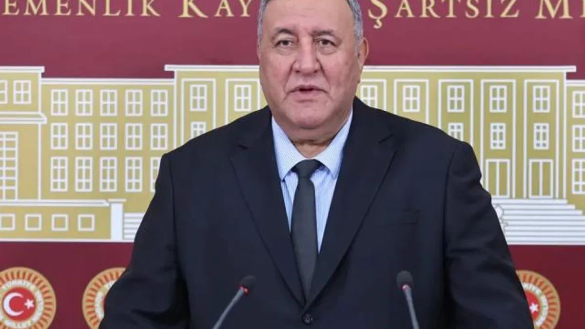 CHP’li Gürer küçük esnafın ‘hiper’ sorununu dile getirdi