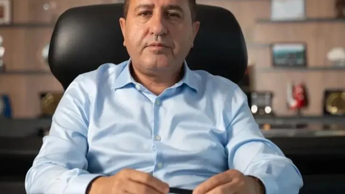 Türk işadamına Kanada’dan Kral III. Charles nişanı