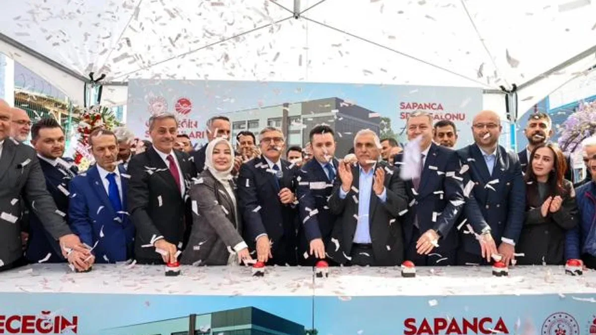 Sakarya’da spor hamlesi… Spor Salonu’nda 4. temel Sapanca’ya