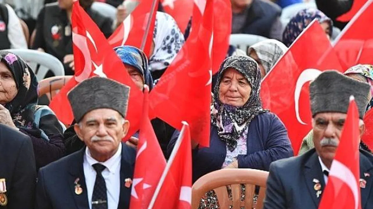 Ödemiş, Dikili ve Torbalı’da Cumhuriyet Bayramı coşkuyla kutlandı