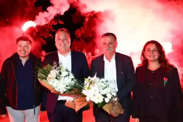 Manisa'da kırsal mahallelerin kronik sorunları yerinde çözüme kavuşuyor