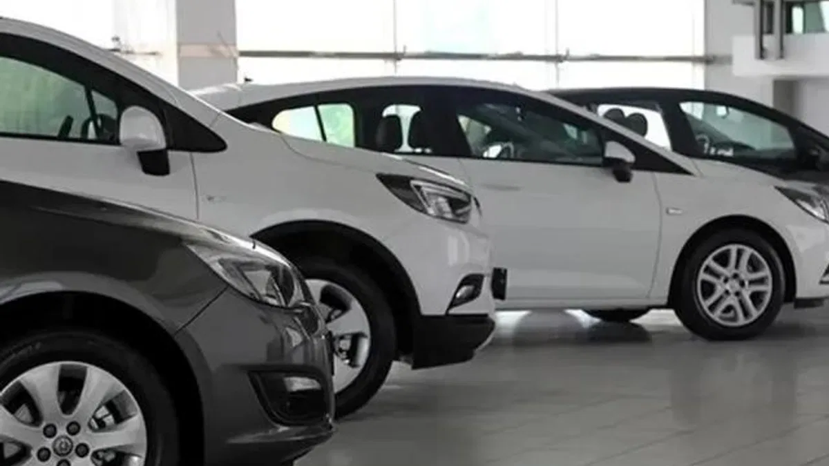 Sıfır araç fiyatlarında artış beklentisi! Jeopolitik riskler otomotiv sektörünü etkileyebilir