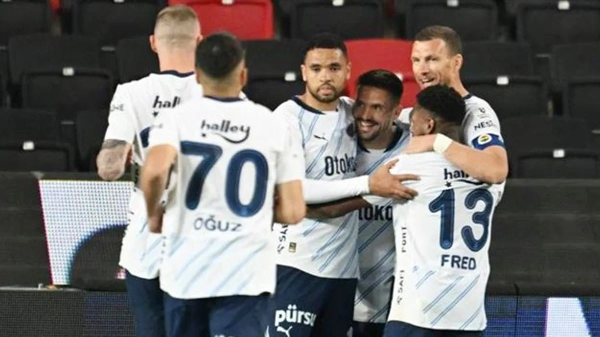 Gaziantep FK 1-3 Fenerbahçe (Maç Sonucu) Fener G. Antep’te hata yapmadı!